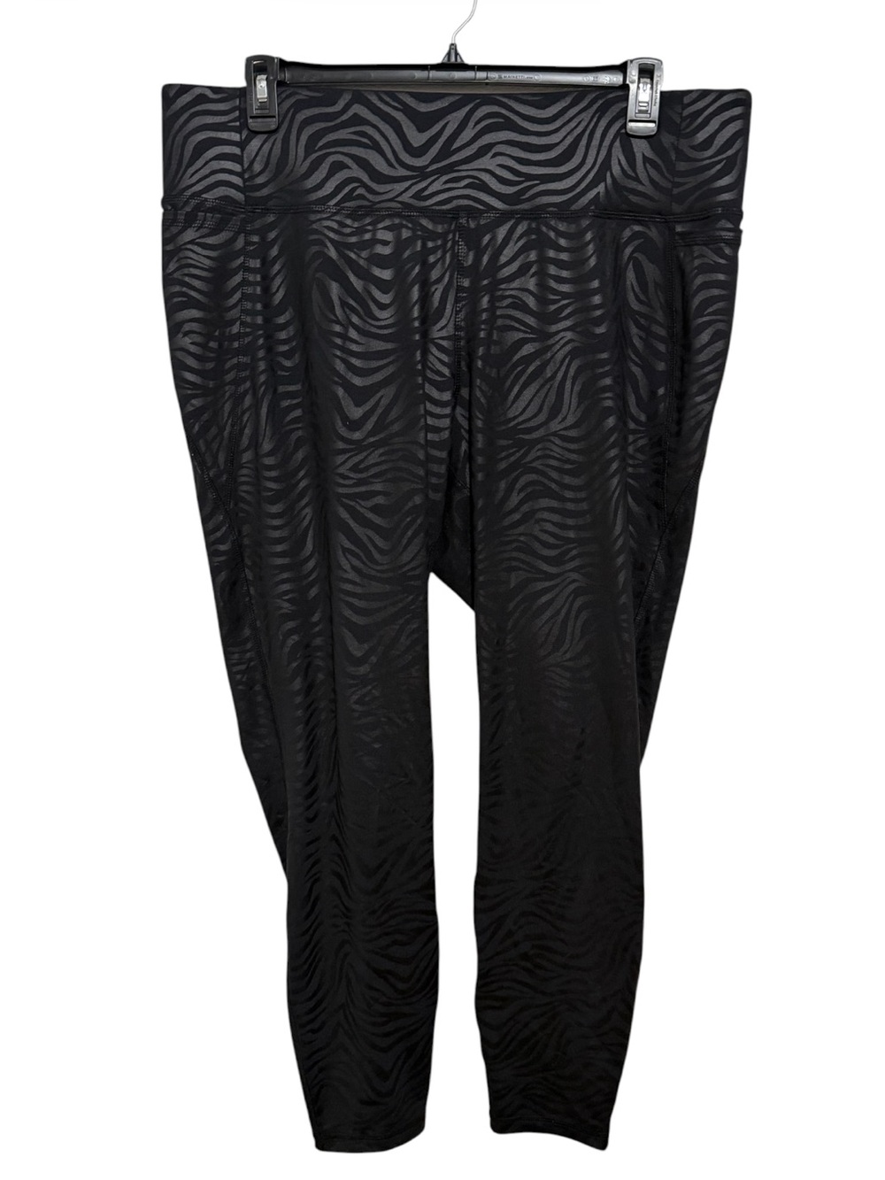 LIVI Wicking Active 7/8 Legging - Zebra